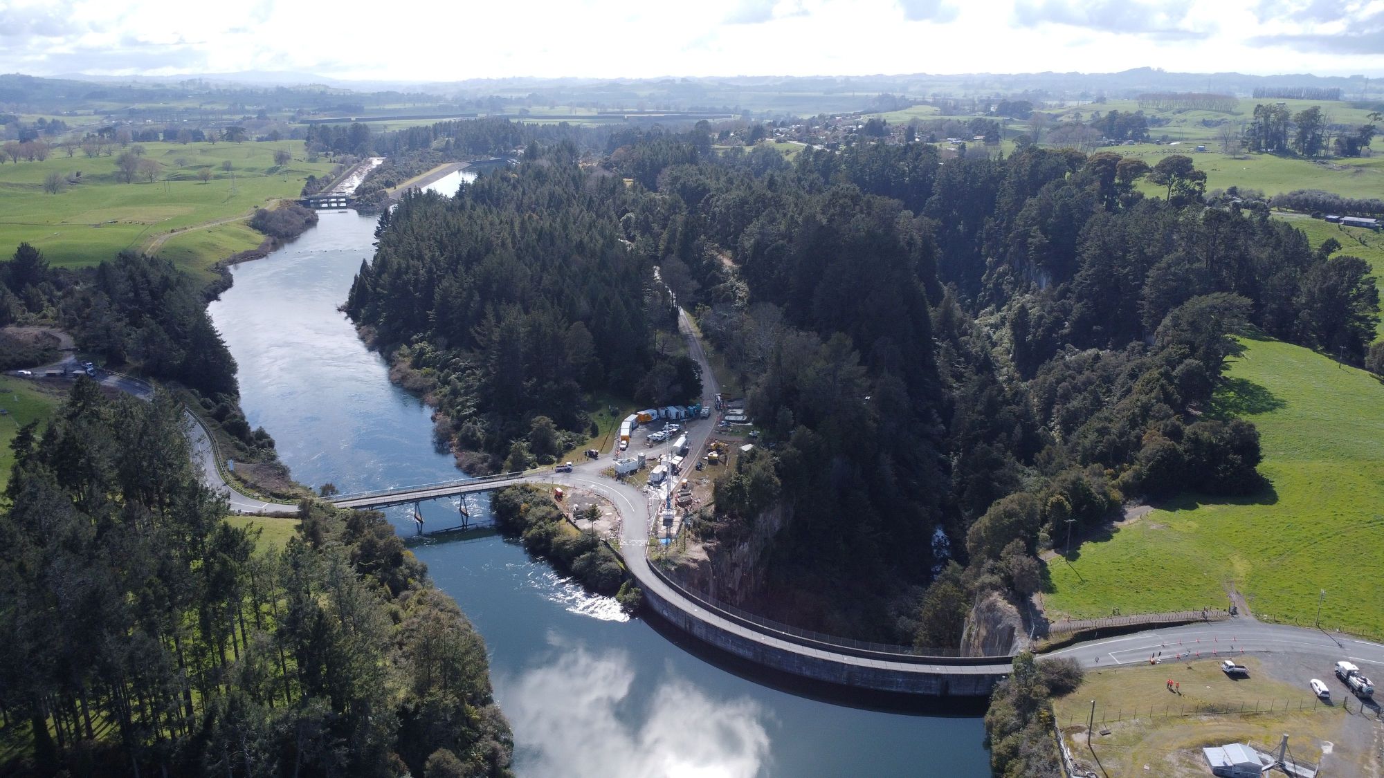 aerial shot of Arapuni dam
