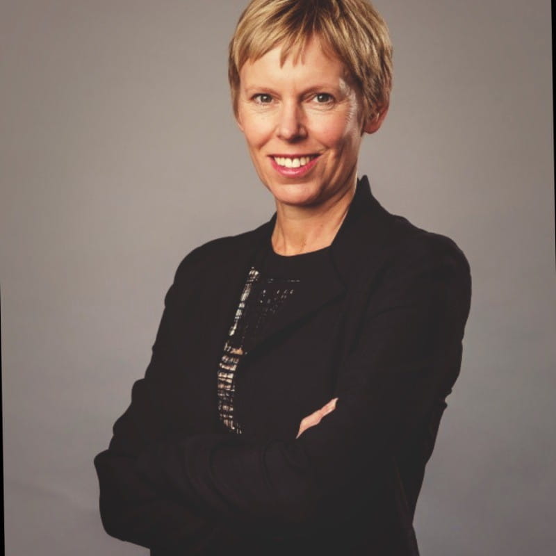 headshot of Michele Mauger